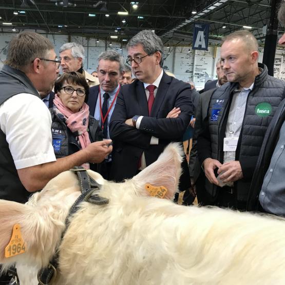 Gaëtan Albrech de l’Earl du Haut de Cabar a interpellé le président de la Région sur la nécessité de « donner des perspectives aux éleveurs ». Photo : Pierre DIVOUX