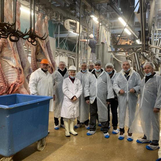 Une partie des élus en visite à l’abattoir de Sarrebourg. Photo DR