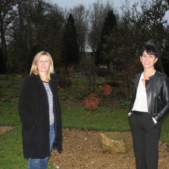 De gauche  à droite : Angélique Albrecht (directrice du Cfppa de Courcelles-Chaussy), et Caroline Cibert (directrice de l’Eplefpa de Courcelles-Chaussy). Photo : Cédric COILLOT