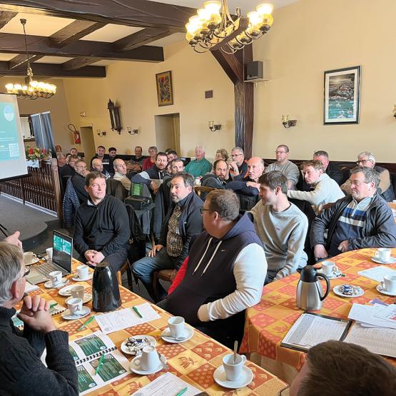 Les débats ont été riches et passionnants face à une salle pleine lors de l’assemblée générale du canton de Boulay. Photo YD