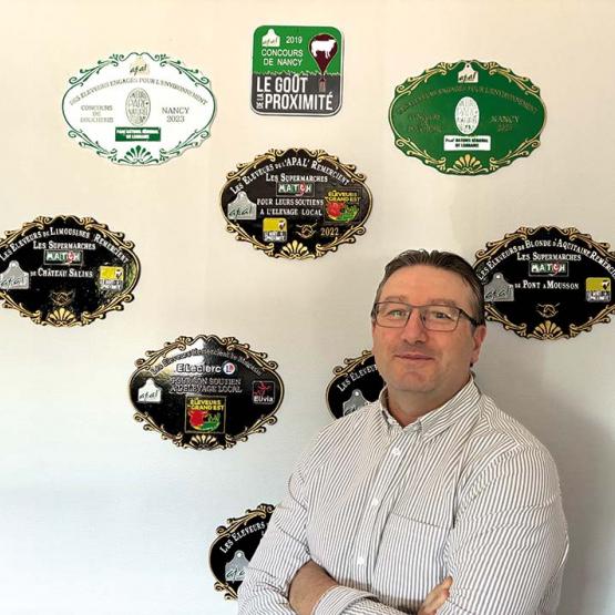 Stéphane Peultier est éleveur de Salers à Pierreville (54).          À 56 ans, il vient d’être porté à la présidence d’Elvea France. Photo Pierre Divoux
