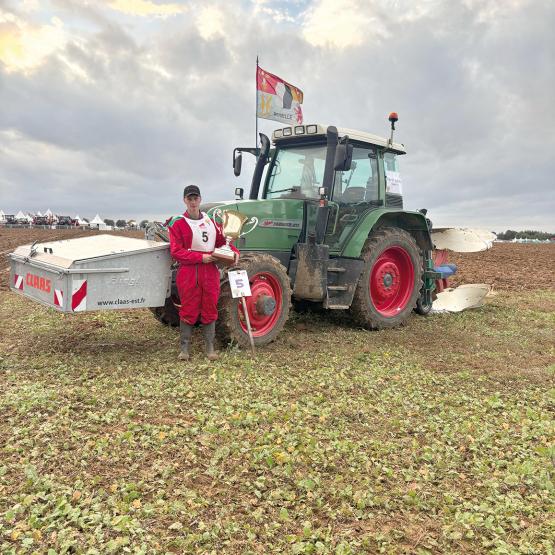 Avec 245,37 points dans la finale nationale de labour à plat, Victor Duchaux devient le troisième Mosellan champion de France. Photo DR