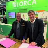 De g. à d. : Bruno Colin (président de Cloé) et Alexandre De Palmas (directeur exécutif de Carrefour France).