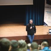 Sylvain Prévot, directeur du Cfa de Courcelles-Chaussy, a rappelé que ces moments d’échange et de réflexion posent les bases d’une collaboration toujours plus étroite et essentielle. Photo S. Galonnier