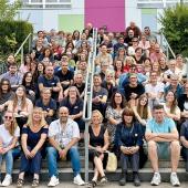 L’ensemble du personnel du lycée agricole du Val de Seille prend la pose pour sa photo de rentrée. Photo DR