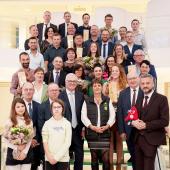 Les Lauréats de la promotion 2023 de la Dynamique Agricole et Viticole, lors de la remise des prix, le 16 avril au siège de la Bpalc à Metz. Photo DR
