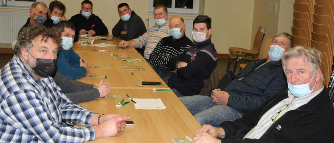 Dans les assemblées cantonales de la Fdsea, les gestes barrières sont de rigueur. Photo Cédric COILLOT