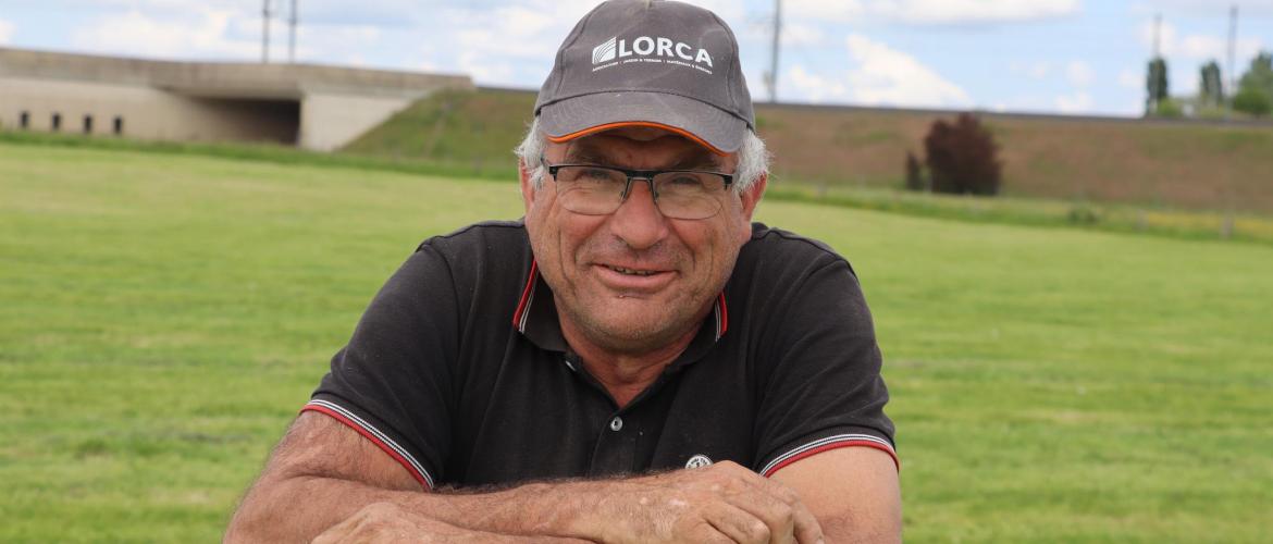 François Lespagnol : agriculteur, éleveur et producteur de semences en Moselle à la ferme de La Croix Lorette. Photo : J.Joris.