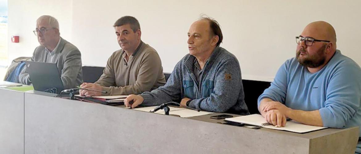 De g. à d. : Raymond Muller, Jean-Luc Elmerich, Jean-Marie Gallissot et Antony Valter. Photo Maire Pescheteau