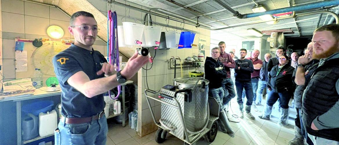 Comment mesurer la qualité du colostrum à l’aide d’un réfractomètre afin de vérifier s’il est adapté à l’alimentation du nouveau-né. photo DR
