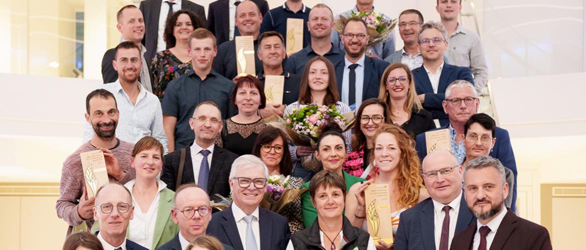 Les Lauréats de la promotion 2023 de la Dynamique Agricole et Viticole, lors de la remise des prix, le 16 avril au siège de la Bpalc à Metz. Photo DR